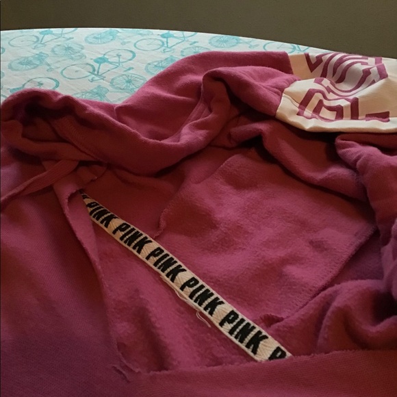 PINK Cropped Hoodie - Picture 4 of 5
